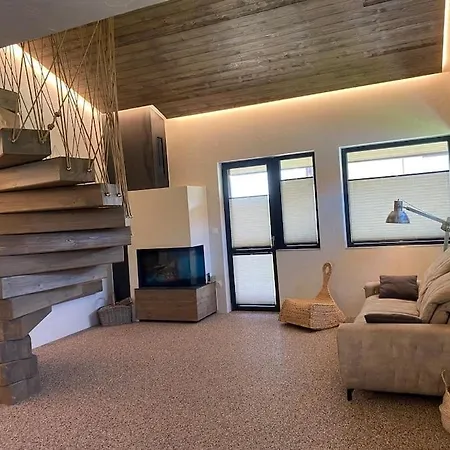 Vi Villa *