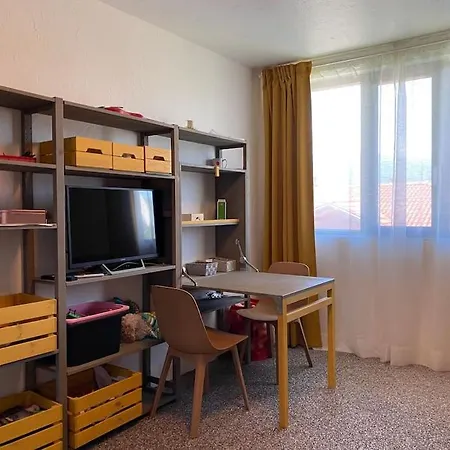 Vi * Dolna Banya